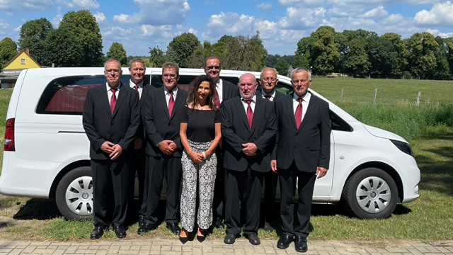 Susan Abraham mit Team